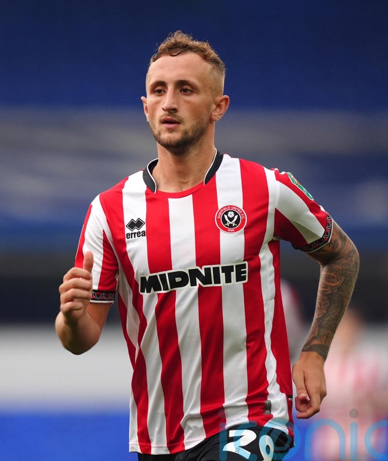 Chesterfield see off Gillingham thanks to early Sam Curtis goal