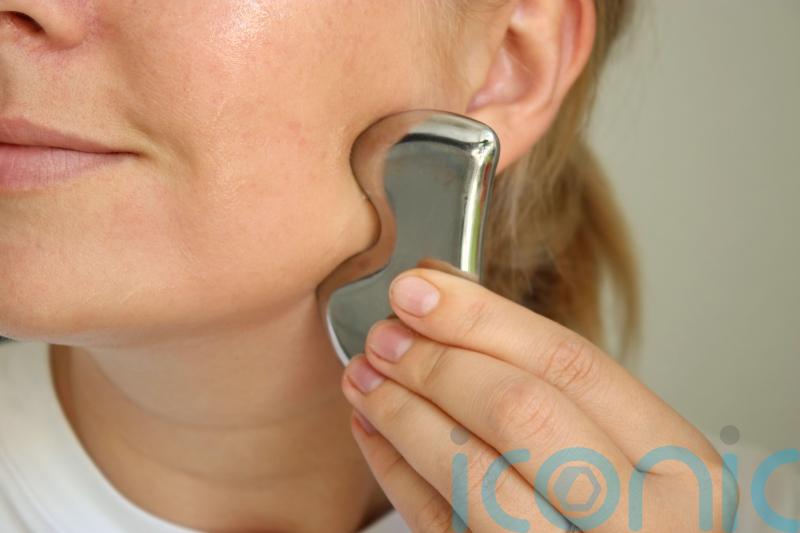 How to actually use a gua sha