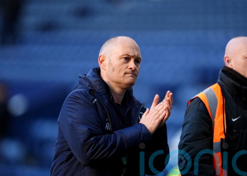 Alex Neil hails &lsquo;brilliant&rsquo; performance as Millwall keep promotion charge going