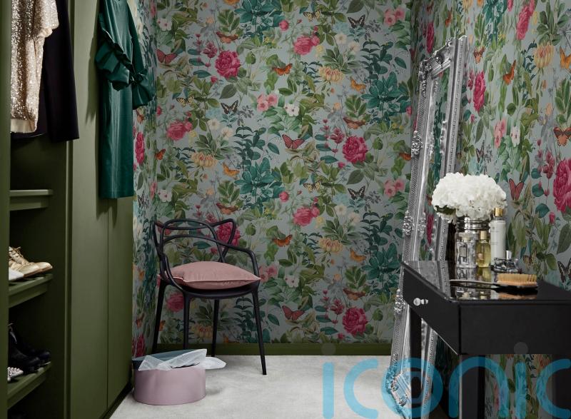 9 fabulous ways to embrace spring florals