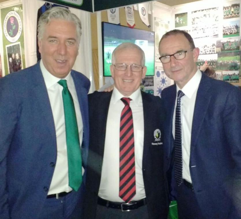Frank McEvoy pictured with FAI President John Delaney and Irish manager Martin O'Neill