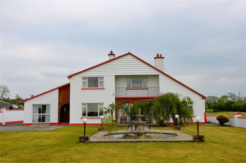 PROPERTY IN FOCUS Take of tour of this seven bedroom house in Offaly