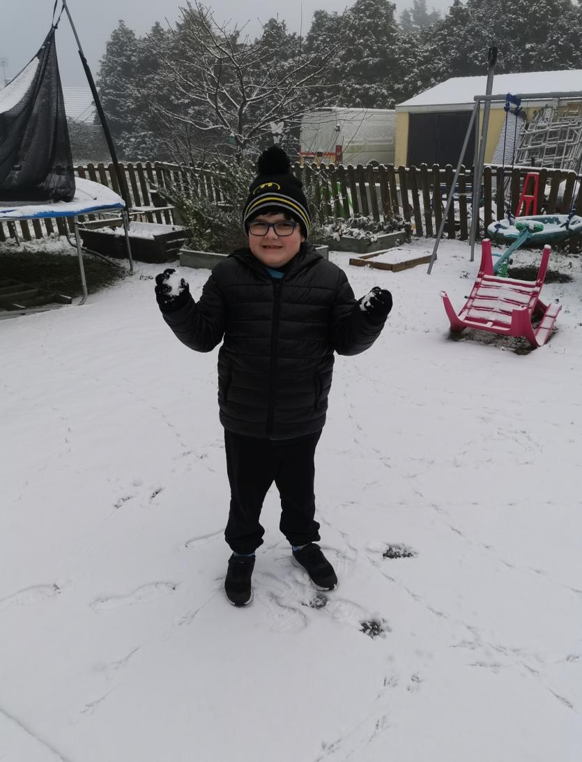 Dara Kaye loving the snow in Cloneygowan