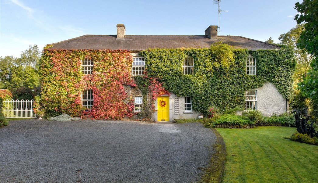 PROPERTY The 5 most beautiful houses for sale in Offaly right now